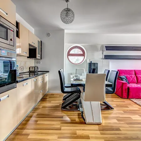 Apartament Gwiazda Perla Krynicy Krynica Zdroj Exterior photo